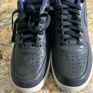 Men's Black Nike Sneakers